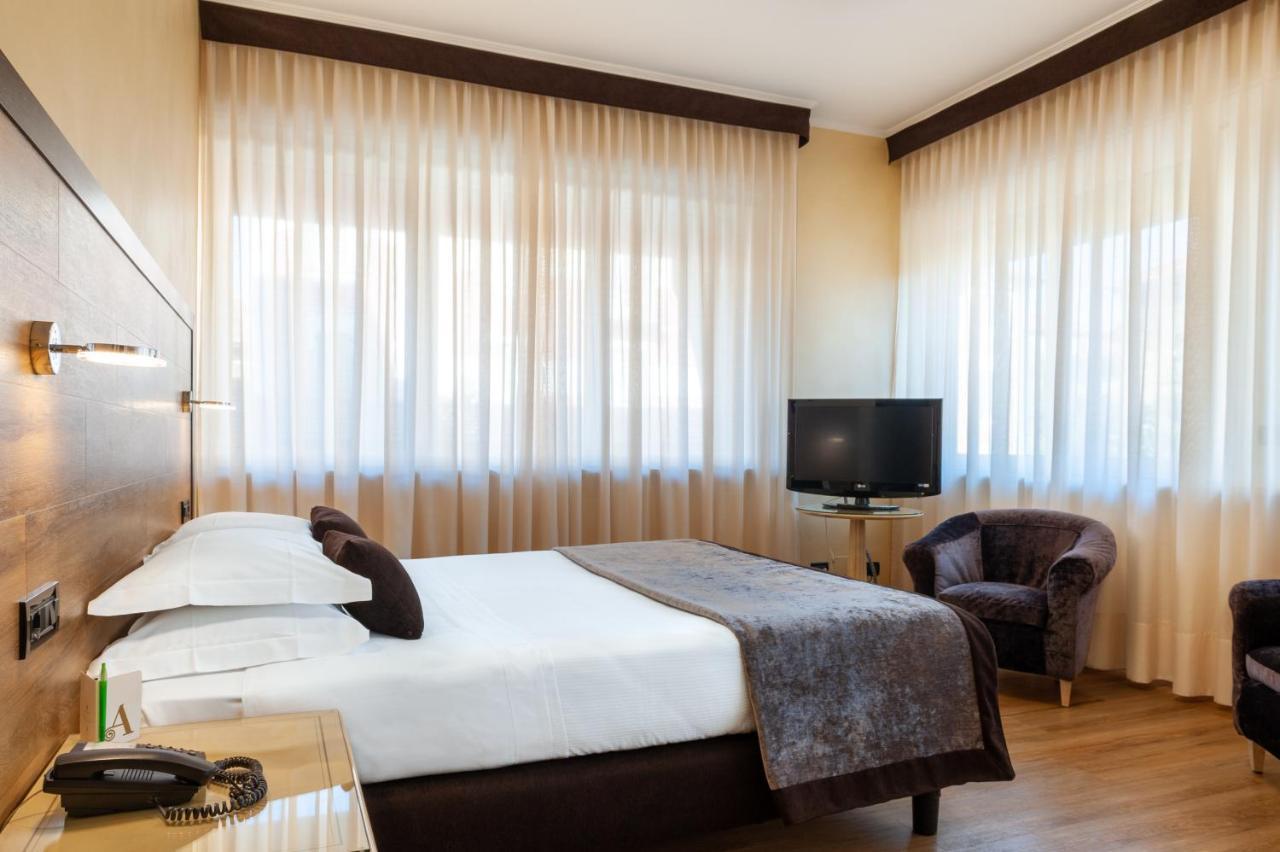 Augustus 3* Biella