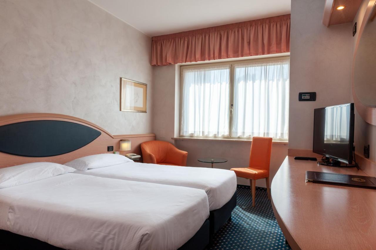 Augustus Hotel Biella